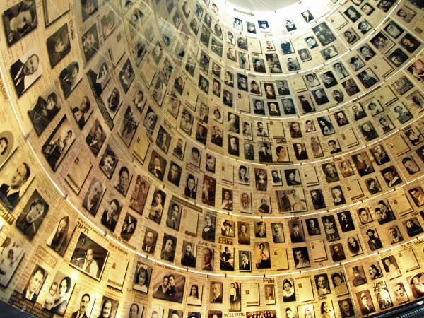 В музейном комплексе Освенцима открыли уникальную выставку