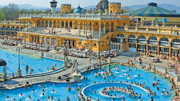 Самые популярные купальни Будапешта