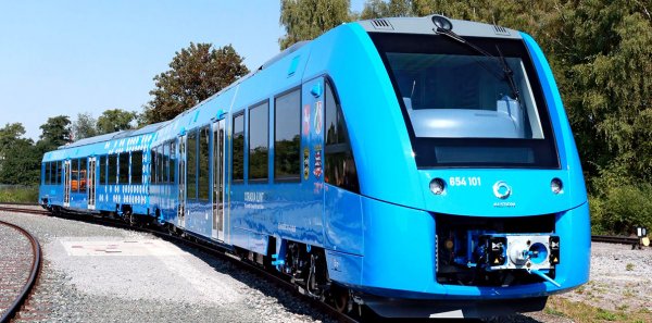 В Германии запустили первый водородный поезд