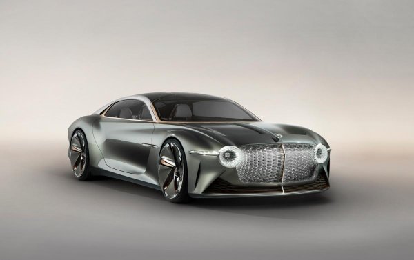 Bentley презентует роскошный электрокар