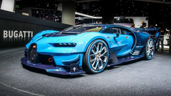 Компания Bugatti создала самую быструю в мире машину